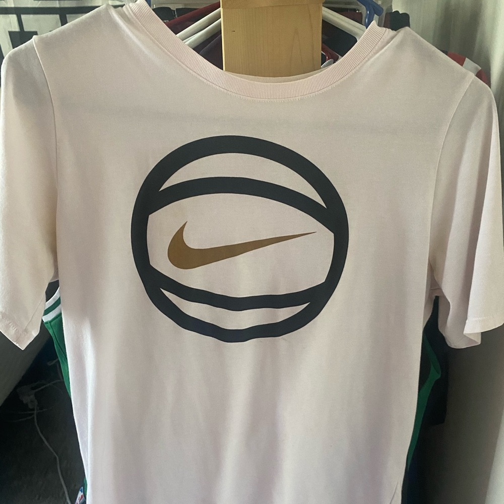 Nike Basketball Tee